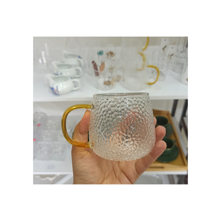 مدل دونه برفی دارای دو سایز کوچک و بزرگ